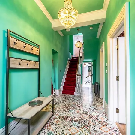 Clifford's Townhouse 펜션 *