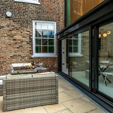 Clifford's Townhouse * 요크